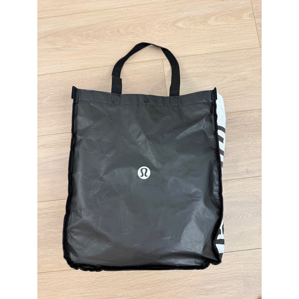 Lululemon Reusable Shopper Tote Bag Black White‎ Large Gym Grocery Snap Closure